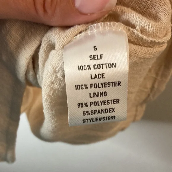 Beige Cream Linen Lace Top - Picture 9 of 10